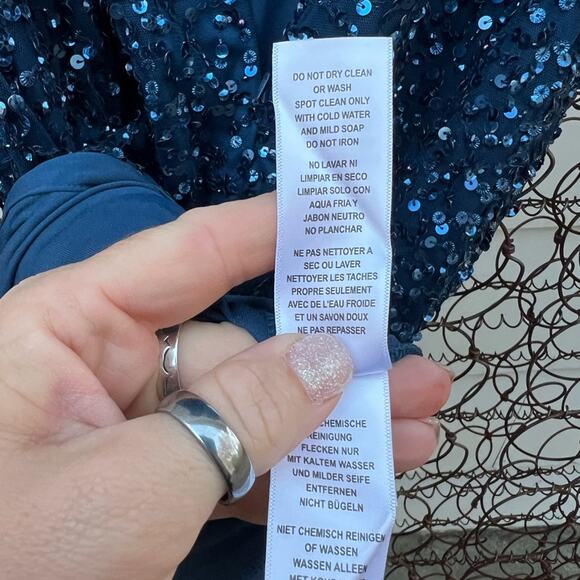 Adriana Papell Navy Blue Bead Sequin Long Formal Short Sleeve Glam Gown Size 8 - Picture 10 of 11